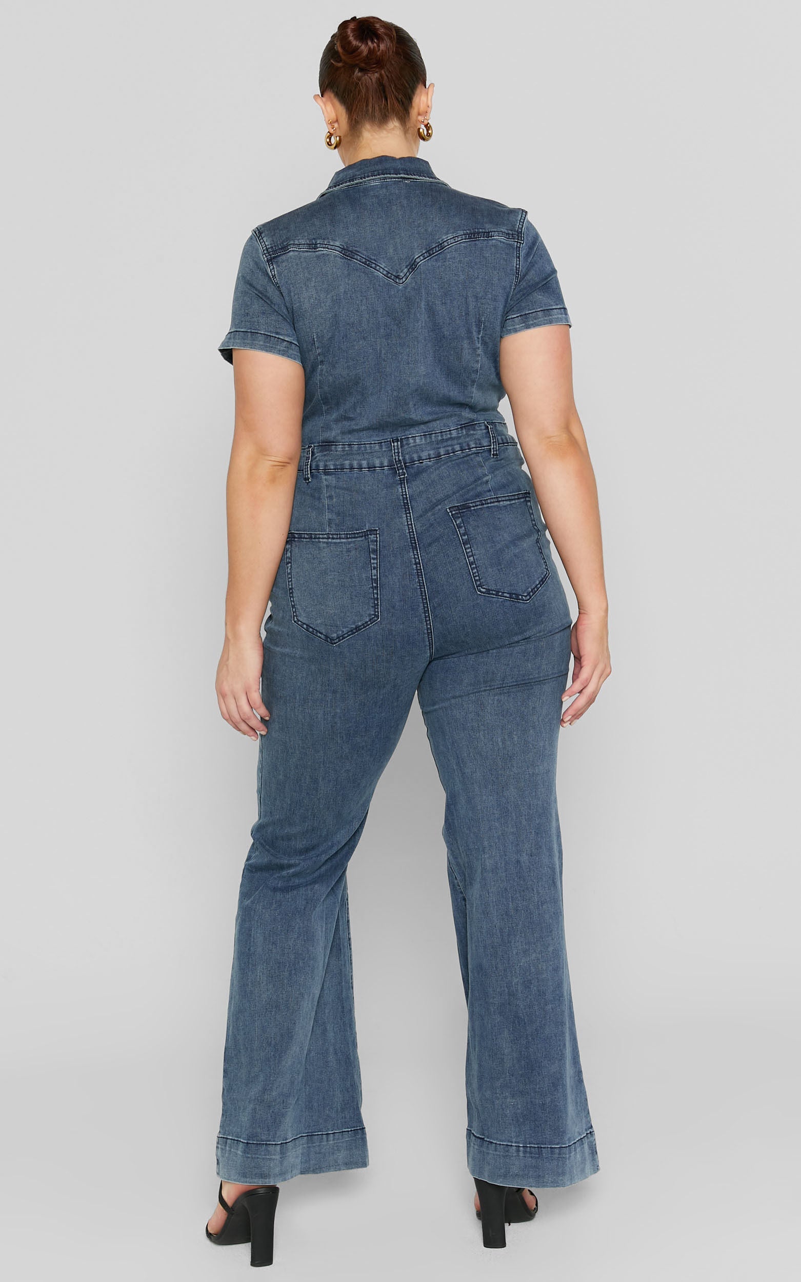 Silvena Jumpsuit - Short Sleeve Flared Denim Jumpsuit in Indigo Wash